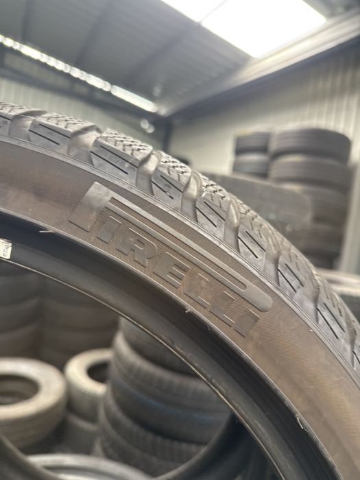 Anvelope de iarna 225/40 R19