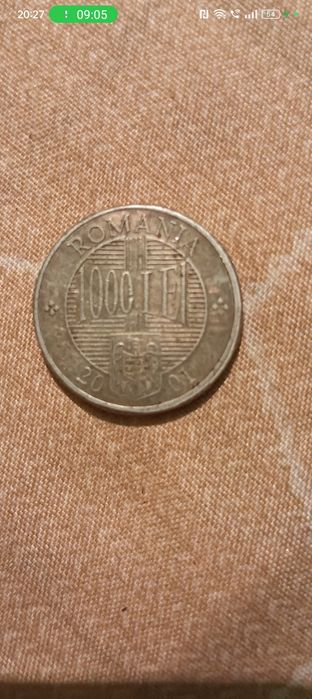 Vând moneda de 1000 lei anul 2001,preț  700£ negociabil