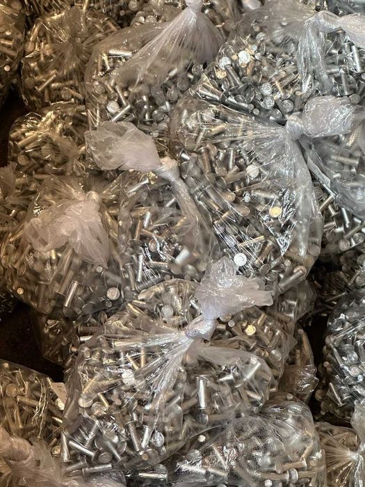 заклепки юк ва енгил авто  тормоз ва сцепления накладкалари учун оптом