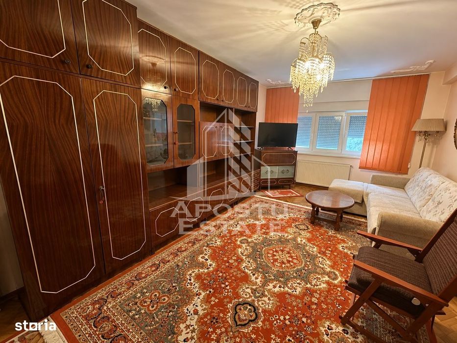 Apartament de vanzare cu 3 camere, 2 bai, 76mp, zona Spitalul Judetean — fotografia 2