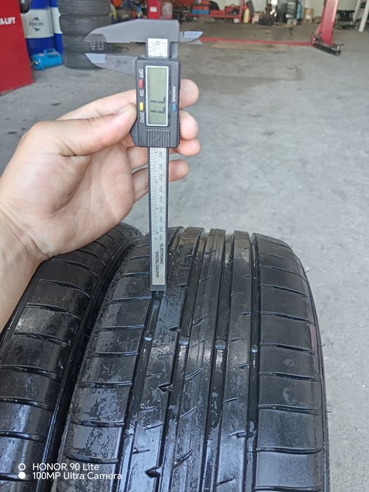 225 40 19 goodyear
