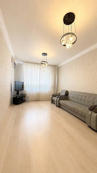 Продаю 3 комнатную 77кв² в ЖК Ассалом Сохил,Фаргона Йули,УзБум,Рисовый