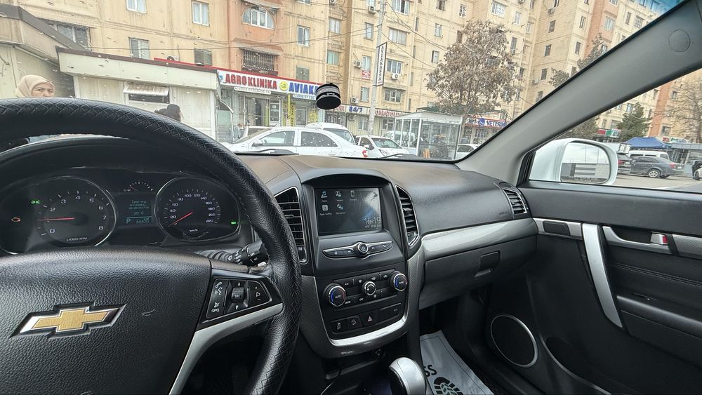 Чевролет  каптиава 4  2118 йил  88000 км  пропан  65  мерс хадовой