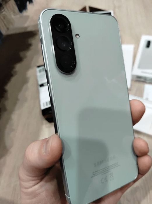 Samsung A56 5 G 8 ga 256 G lik Ideal