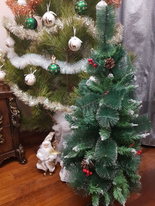 Елка искусственная