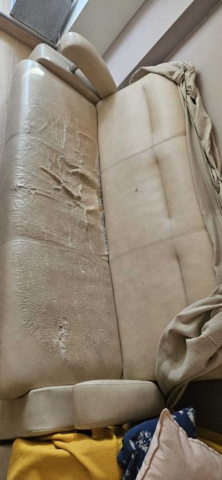 Donez 2 fotolii si o canapea, imitatie piele bej