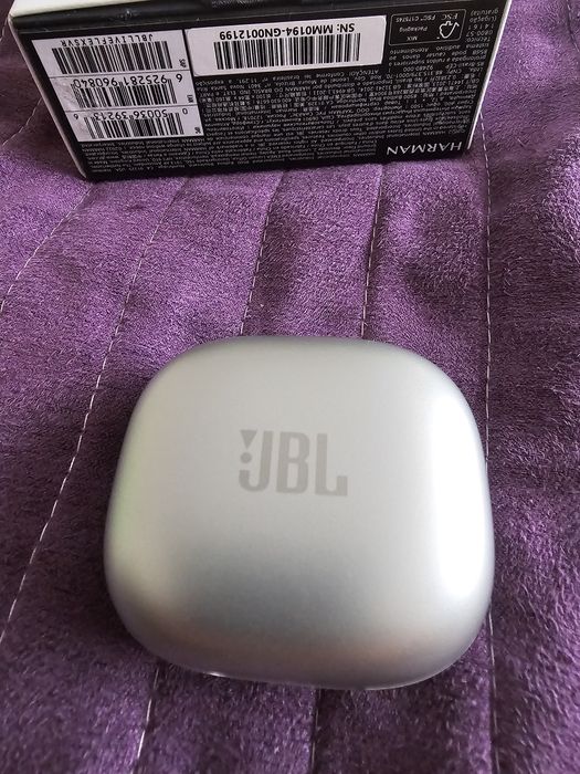 Слушалки jbl live flex