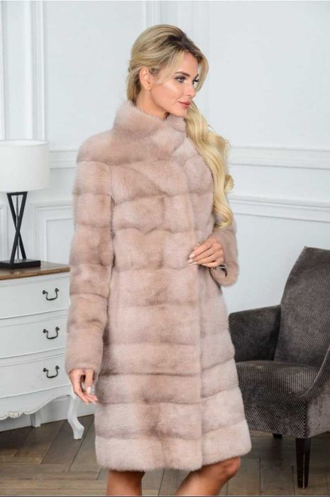 Haina blana vizon , Haină blană nurcă impecabila, 4 in 1 m. L-XL