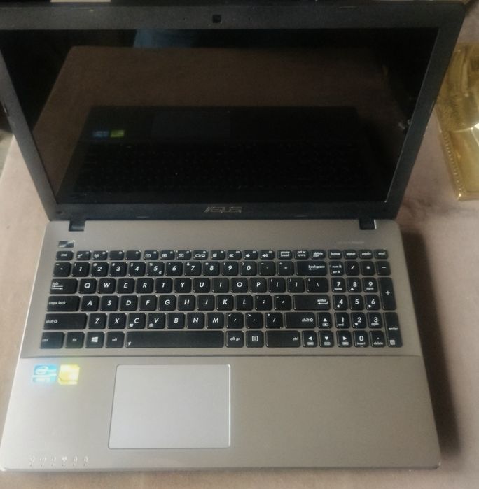 Leptop Asus x550
