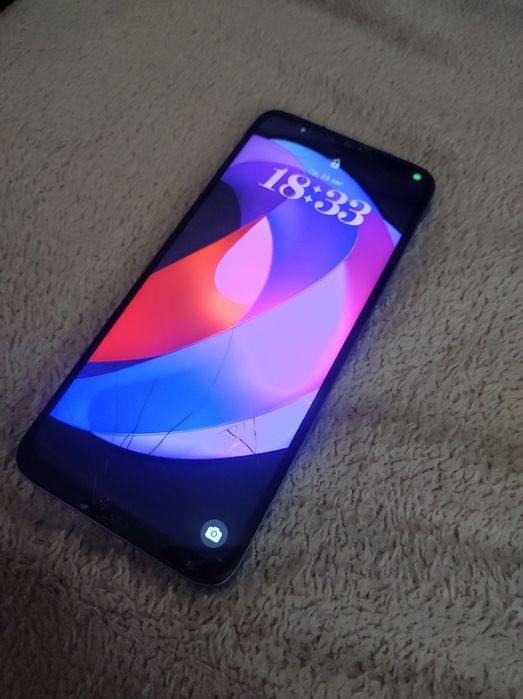 Продам Honor X6a срочно
