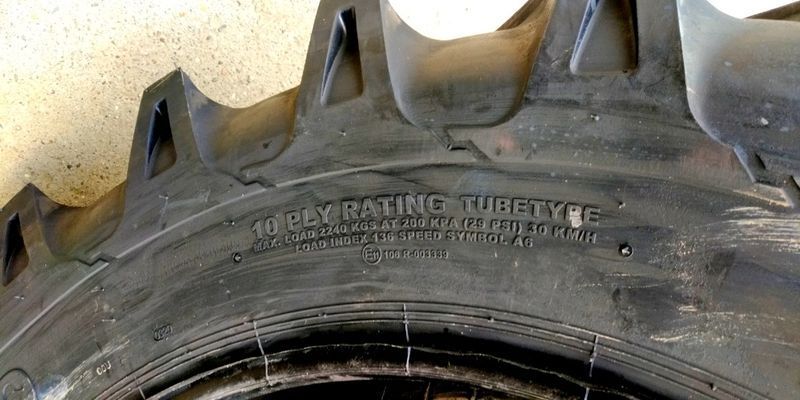 14.9-30 cauciucuri noi 10PLY cu 2 ani garantie lichidare de stoc AXYW