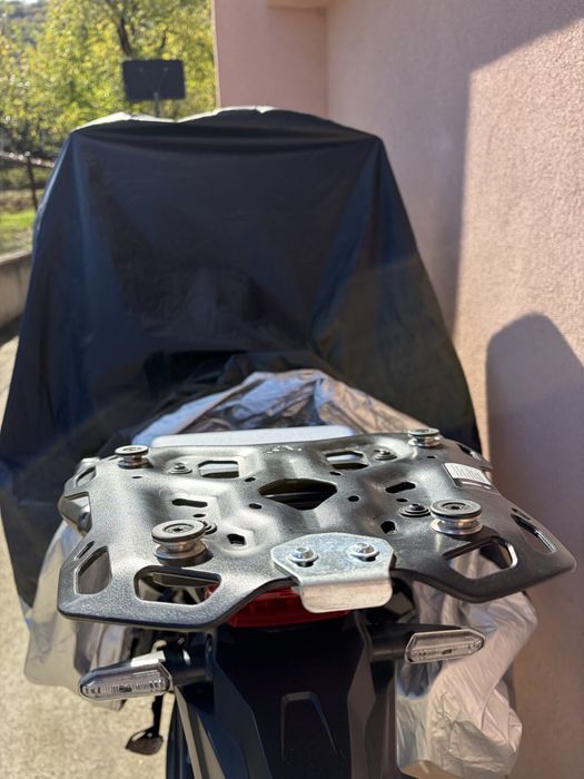 Продавам лека мото кутия Titanium SV Moto-tach Adventures + плоча за Honda TRAX ADV TOP CASE SYSTEM