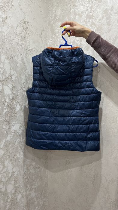 Ветровки/жилетки