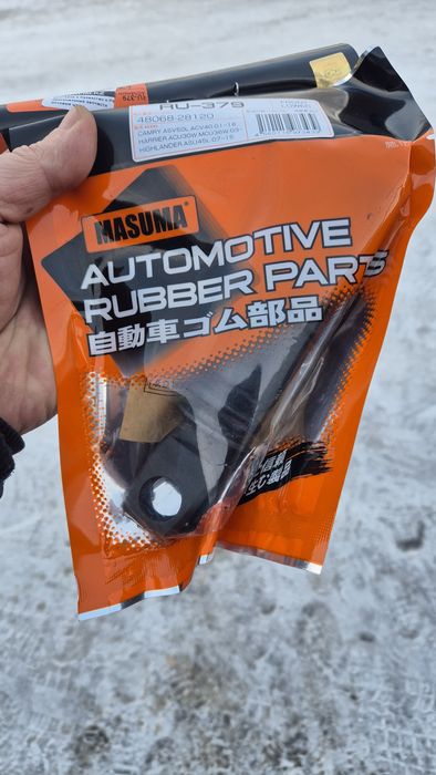 Продам новые сайлентблоки на камри