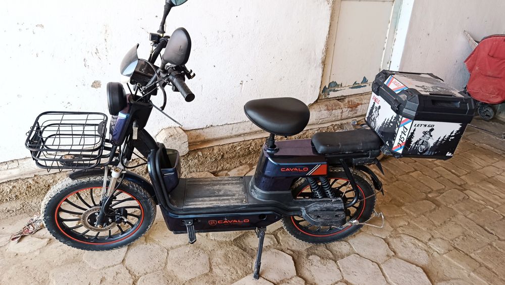 Skuter sotiladi 240w