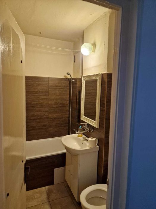 Inchiriez Garsoniera Manastur str Bucegi