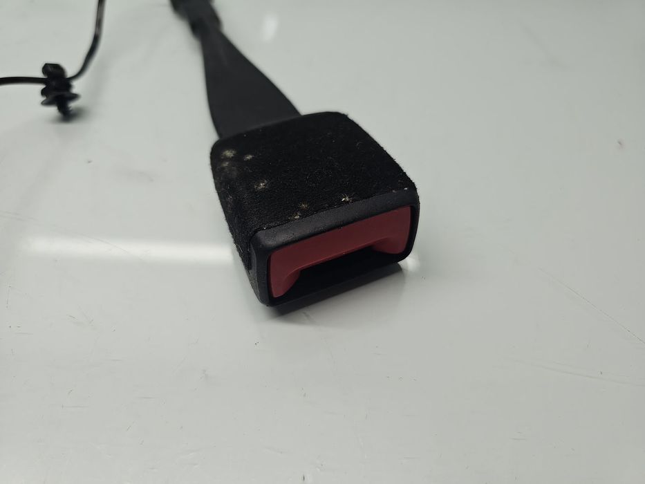 Capsa centura dreapta fata Volkswagen Touran (5T1) R-line [Fabr 2015-