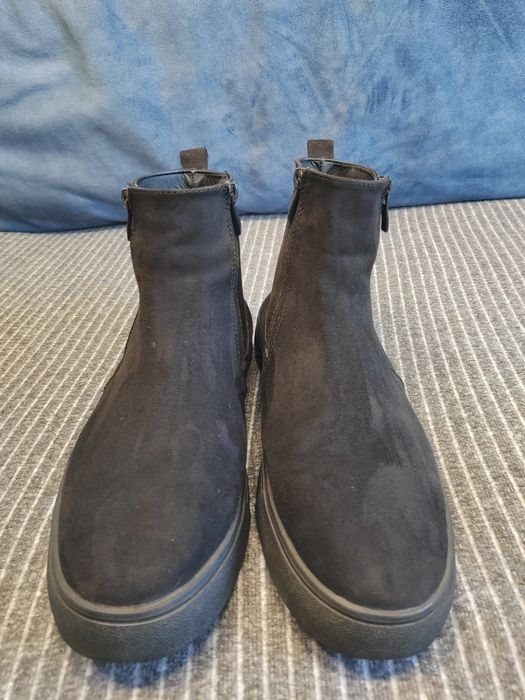 Ghete elegante second-hand pentru bărbați