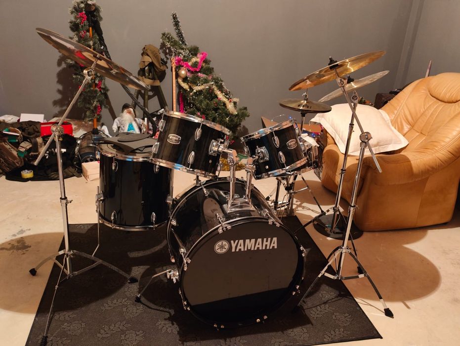 Барабаны Yamaha Rydeen + проф стойка