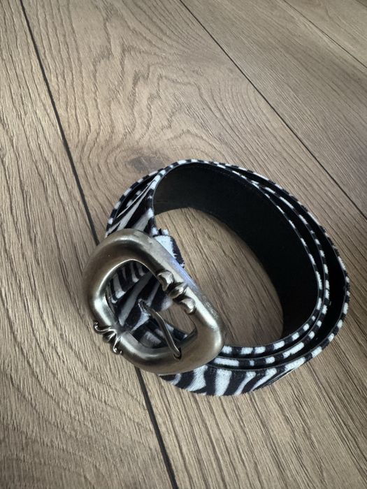 Curea chrome hearts model zebra
