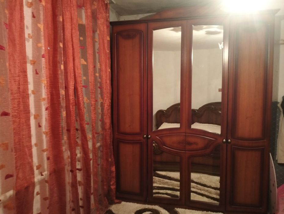 Спальный гарнитур