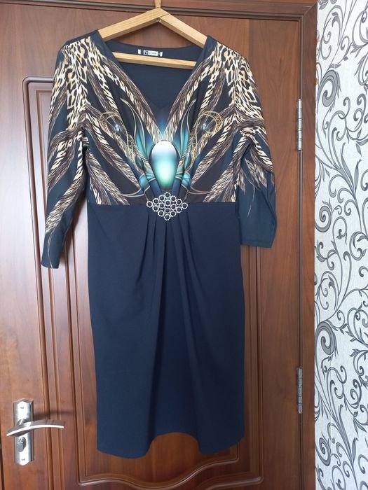 Продаю платье  новое,производство  Турция