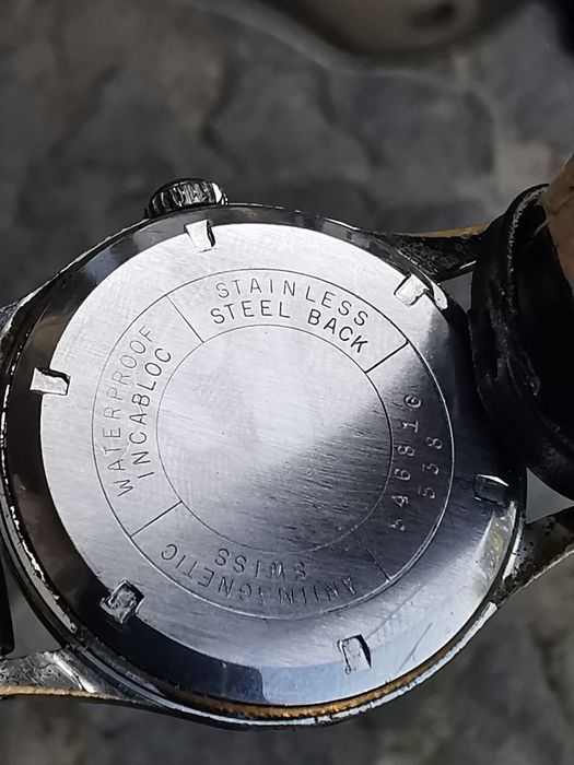 Ceas Monitor -Int. Manuala -33 mm -Funcționează excelent !