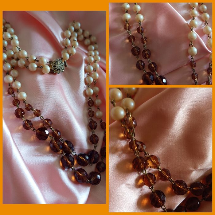 Продам  чешские бусы и ожерелье