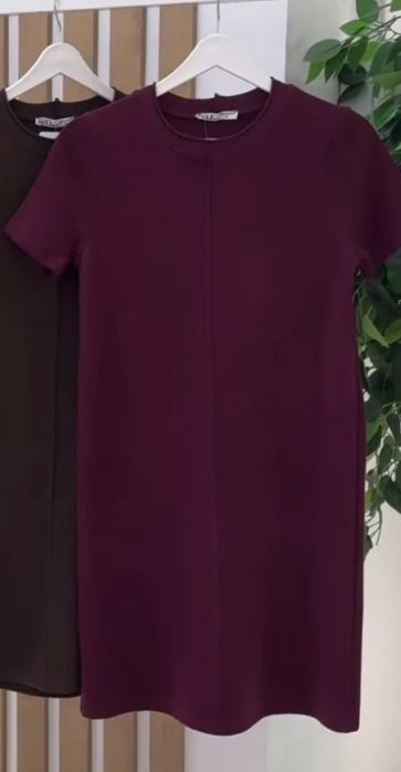 Женское платье бордо