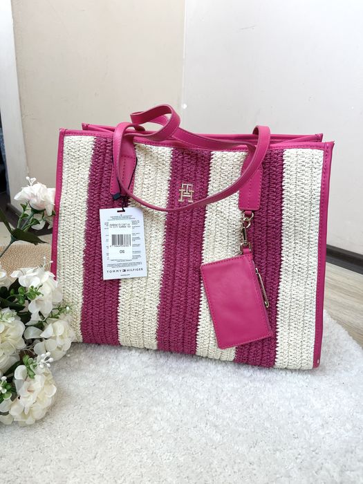 Tommy Hilfiger Guess