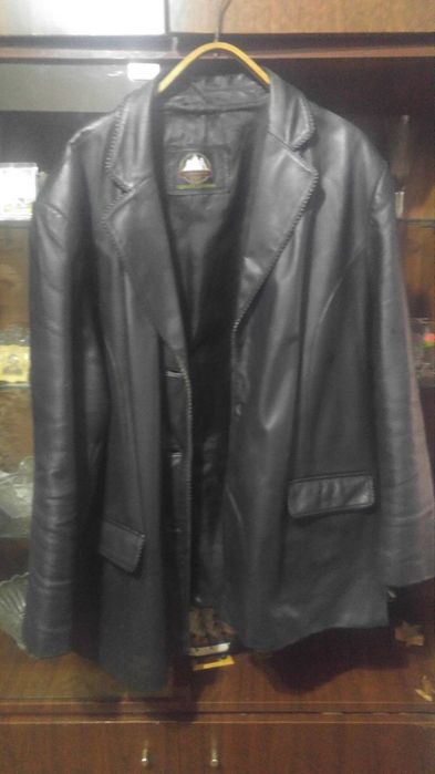 Пинжак женский кожаный