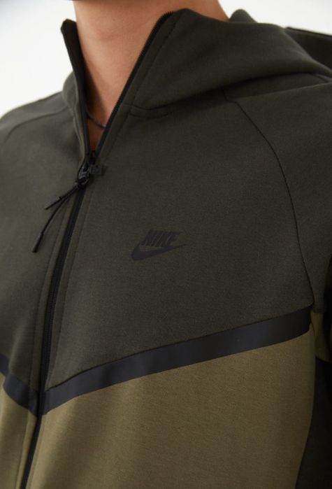 Nike Tech Fleece мъжки екип ЛИКВИДАЦИЯ