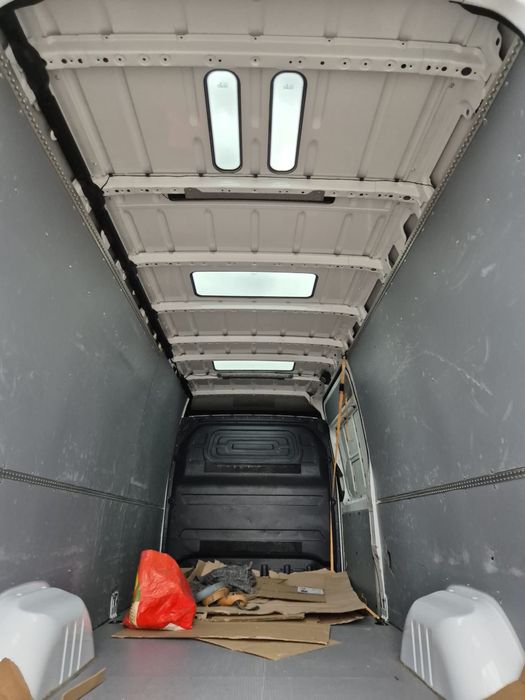 Vând Mercedes Sprinter 316