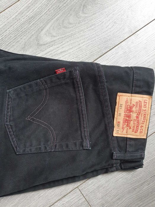 Blugi LEVI'S 521 - Marime W33 L32 (Talie 81 cm)