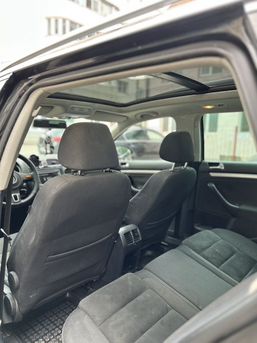 VOLKSWAGEN Golf 2010 — imagine 5
