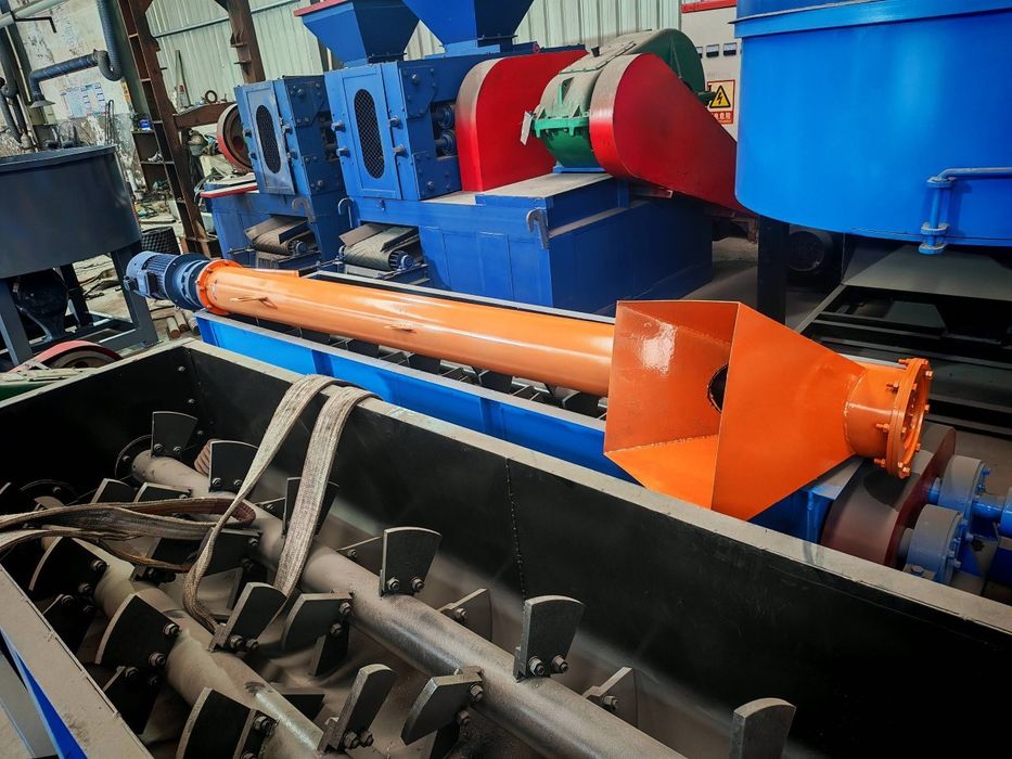 Кумир брикет ,оборудование,   сотилади комплект