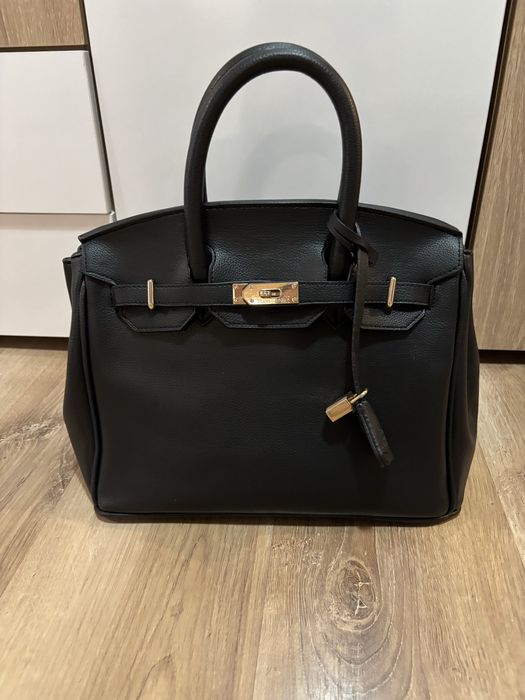 Дамска чанта за всеки ден