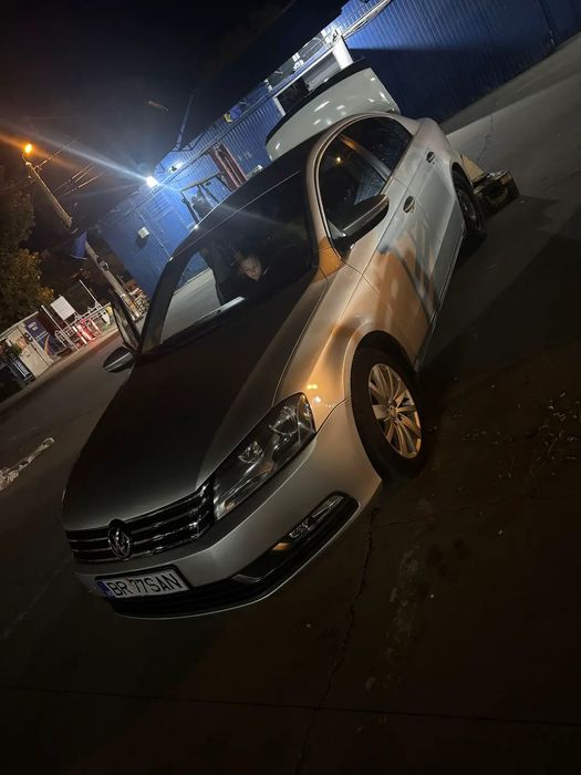 Vând passat b7 2011