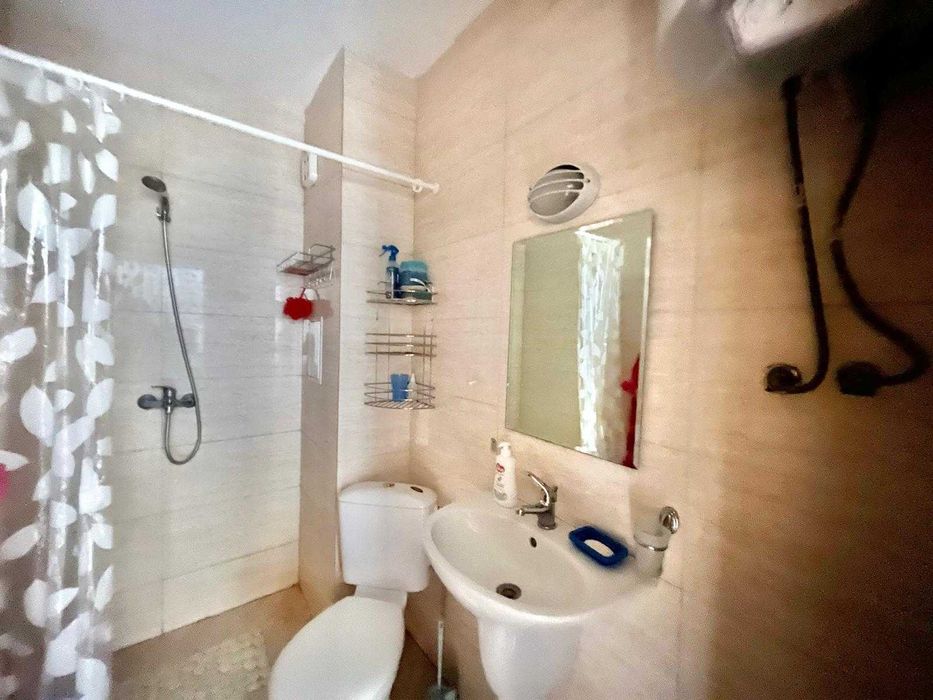 Тристаен апартамент в Слънчев Бряг!