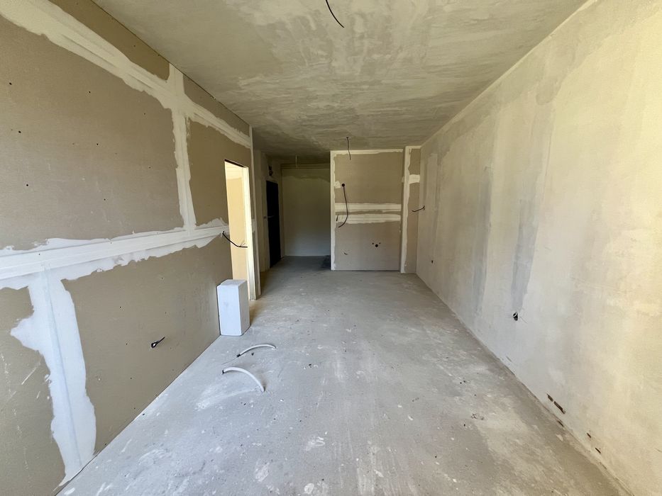 Двустаен апартамент в Жил. сграда с външен басейн в район Пирин Голф