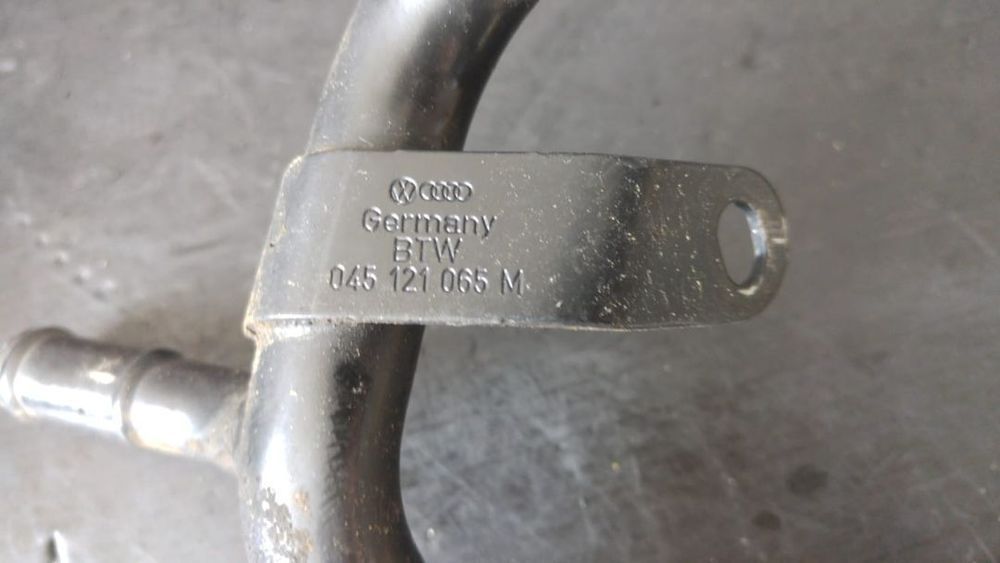 Teava conducta apa 1.9 tdi vw golf 4 polo 9n seat ibiza 2 leon corodoba skoda fabia 1 045121065m