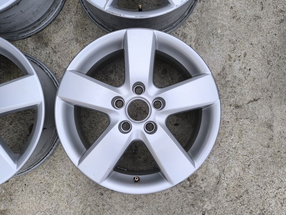 16 цола джанти от Volkswagen Caddy Golf