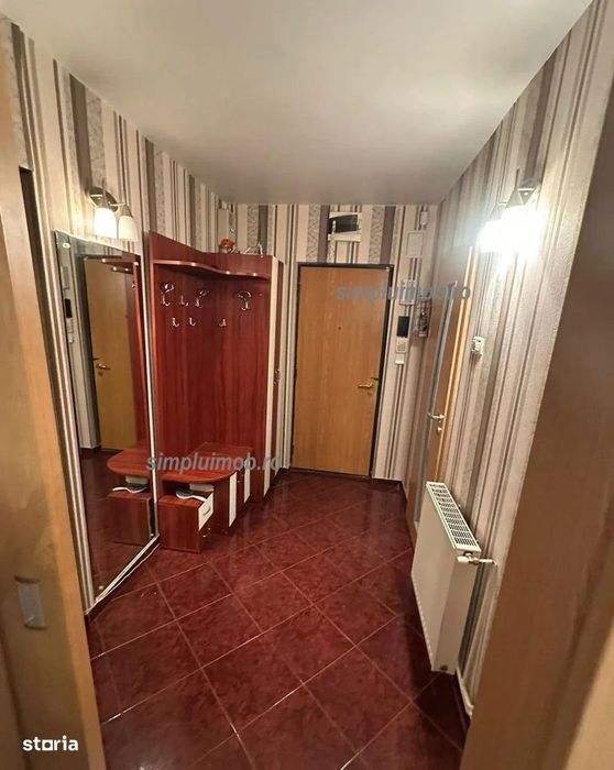 Decomandat 4 Camere Sector 3 Etaj Intermediar
