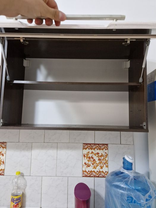 Кухонная мебель срочна