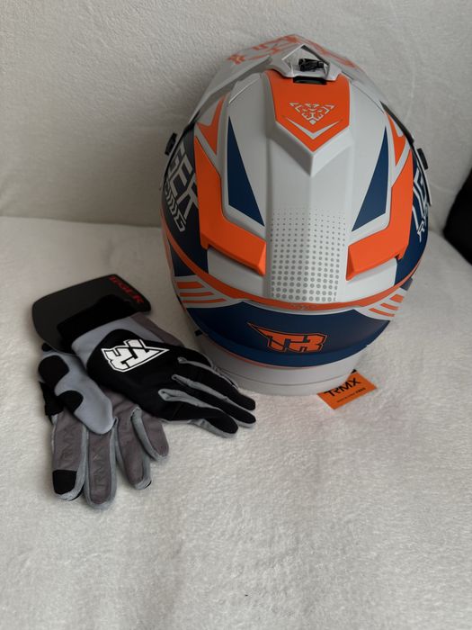 Каска и ръкавици Tiger racing