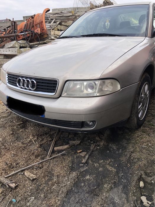 Dezmembrez Audi A4 B5 1.9 AVG