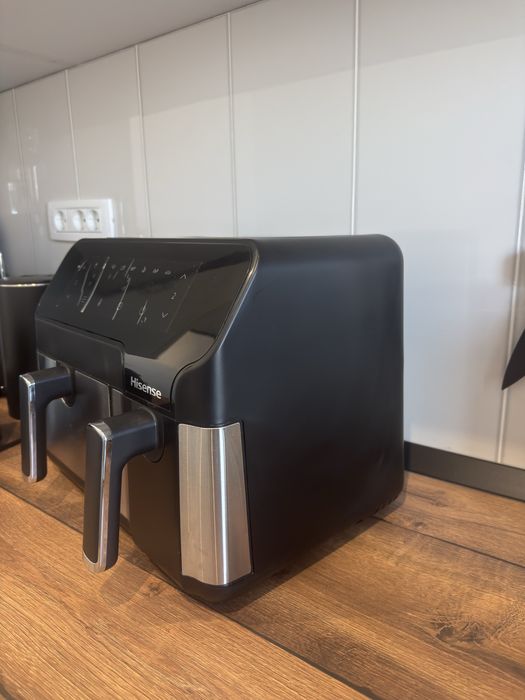 Friteuza cu aer cald hisense