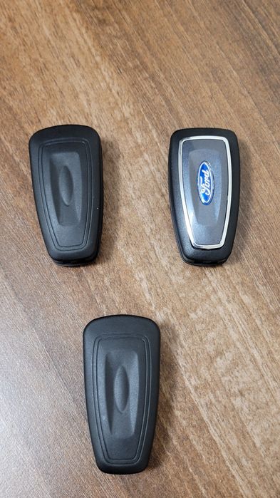 Carcasa cheie ford cu 2 si 3 butoane pentru modelele incepand cu 2011