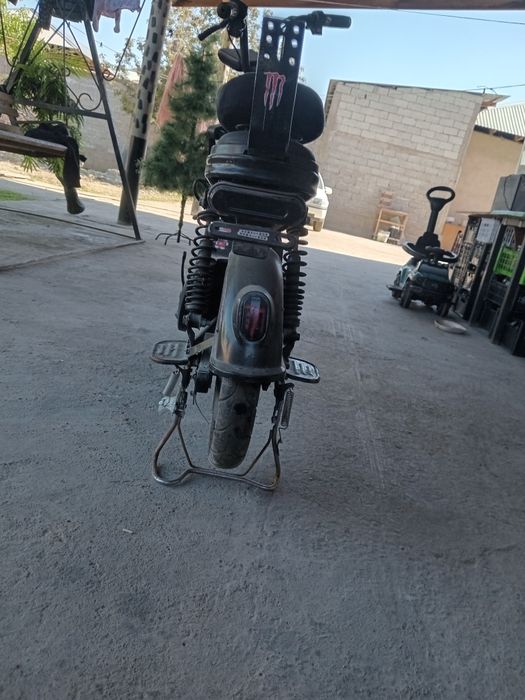 Продам скутер vitro