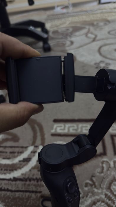 Продам стабилизатор 10000